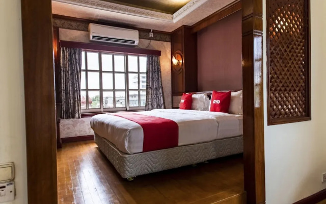 OYO 89735 The Dream Hotel