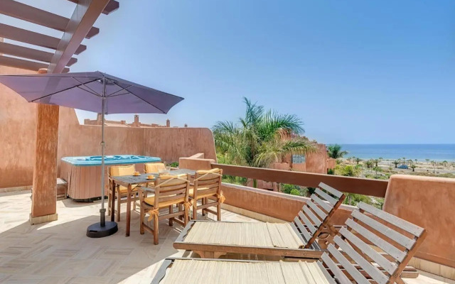 Romen 2-2 PENTHOUSE SEA VIEW & JACUZZI 2B
