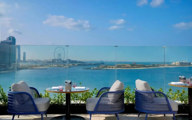 Tumbi Hotel Dubai The Palm, Tapestry Collection by Hilton	