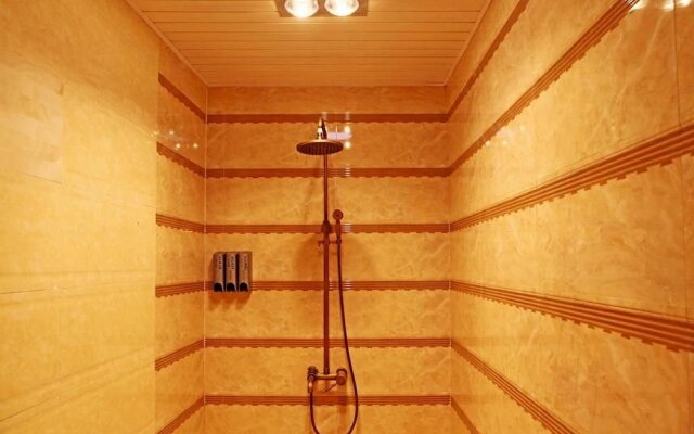 丽江居山行客栈