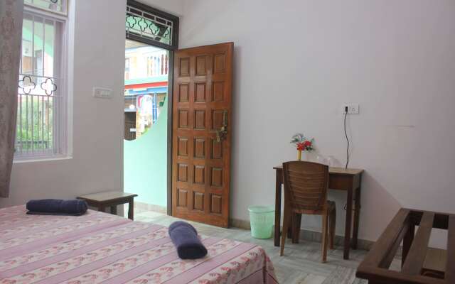 Peravel Beach Holiday Home