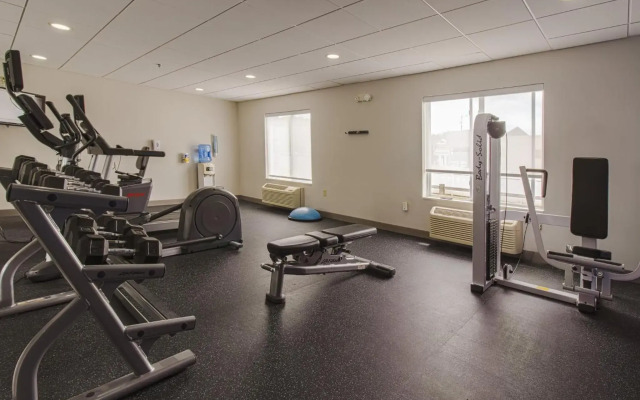 Holiday Inn Express Hartford – Newington, By IHG
