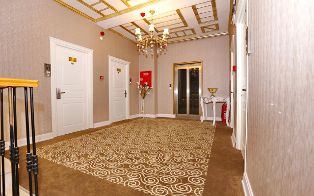 Diamond Royal Hotel