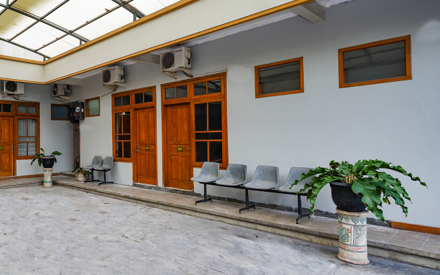OYO 2737 D'KostNearKraton mangkunegaran