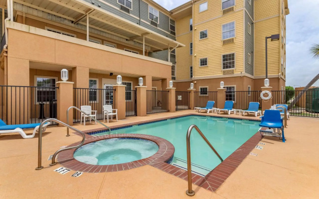 MainStay Suites Port Arthur - Beaumont South