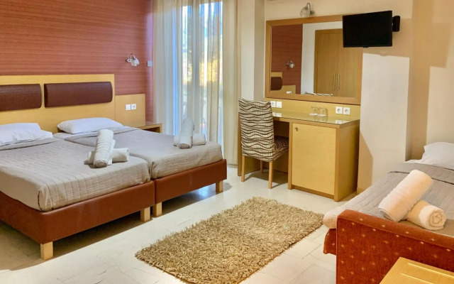 Hotel Flisvos