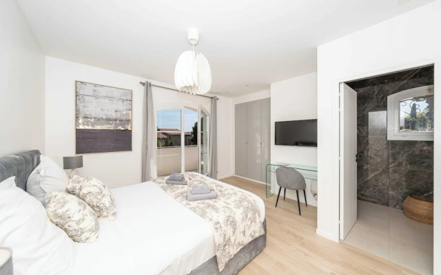 Sumptuous Villa - AC- 6br- 12p- Cannes