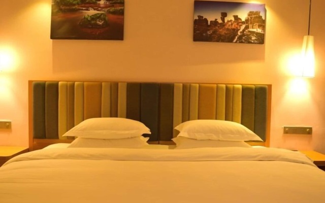 GreenTree Eastern Bijie Qixingguan Zhaoshanghuayuan Hotel