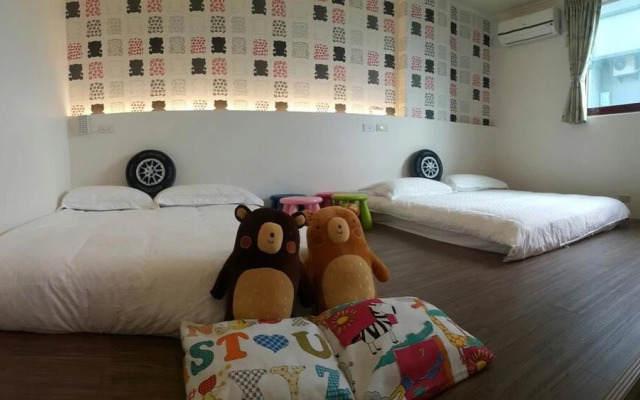 Yizhan Hall
