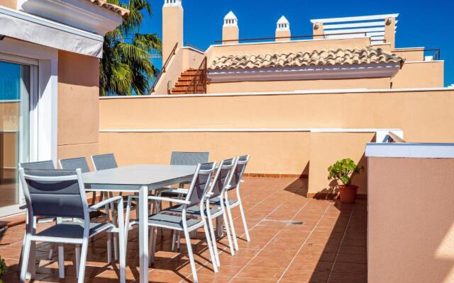 2163-Amazing penthouse, 2 terraces sea-golf view
