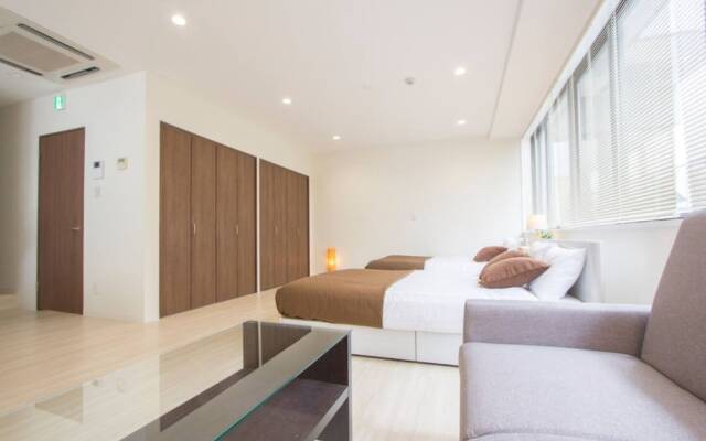 Cozy and Convenient Royal Heights