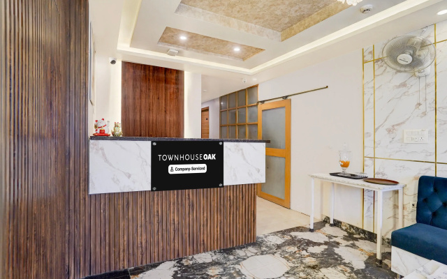 Super Townhouse Oak Arvindo Park Indira Nagar Formerly Rama Inn - Hotel in Λάκναου - Photo 3