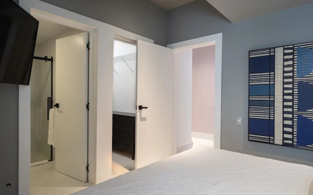 Shalom Residences By YellowKey
