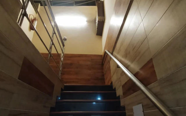 Goroomgo Supreme Guest house Dehradun