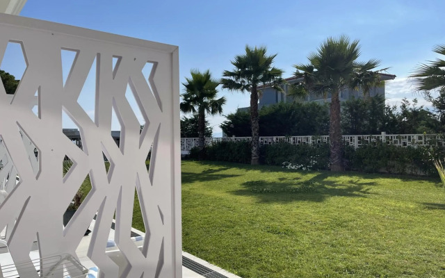 Laguna Resort
