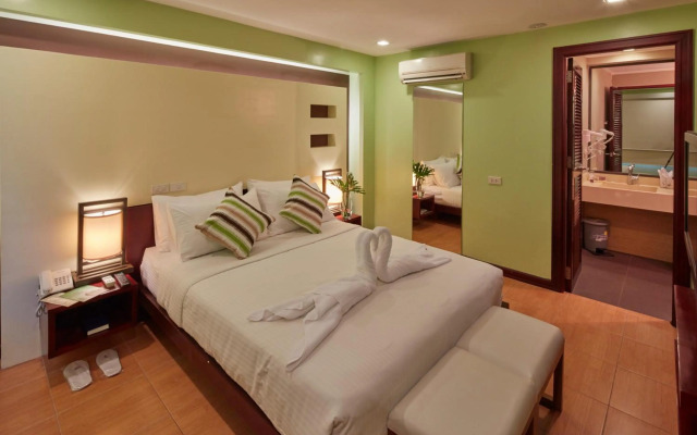 Shore Time Hotel