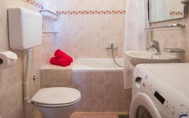 Apartment Love and Hope