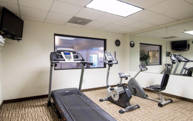 Comfort Inn & Suites Suwanee - Sugarloaf