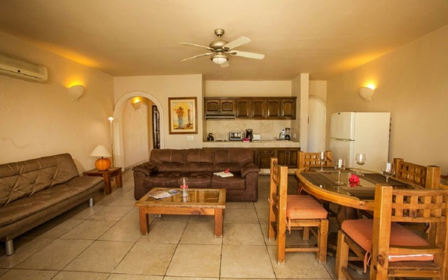 Club el Moro Hotel Suites