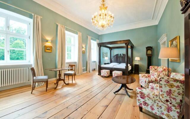 Schloss Retzow Apartments