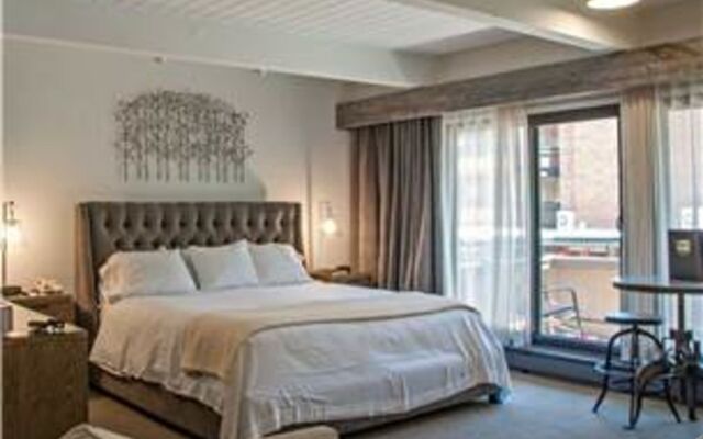 Aspen Square Condominium Hotel