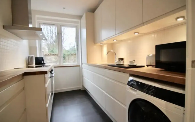 Refurbished 1-bed in Charlottenlund