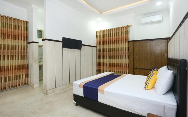 OYO 2268 Tim-tim Homestay SyariahNearUniversitas Gadjah Mada
