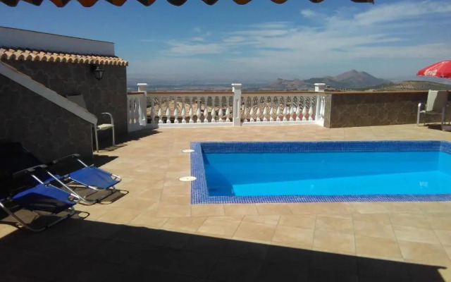 A 15' Granada, Piscina, Solarium, Futbolín, Casa Medina Güevéjar
