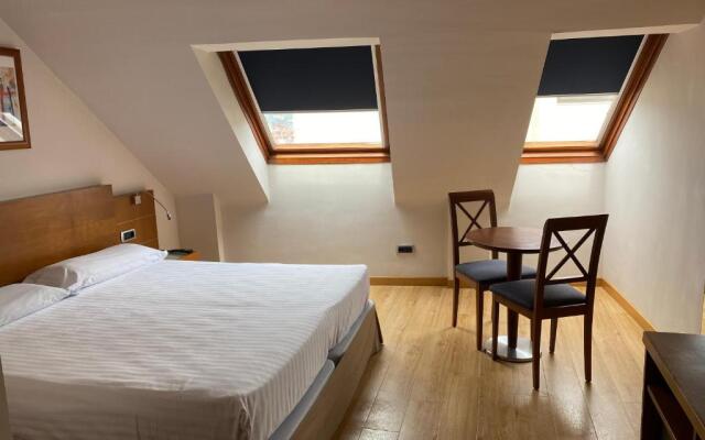 Hotel Longoria Plaza by Pandora Hoteles