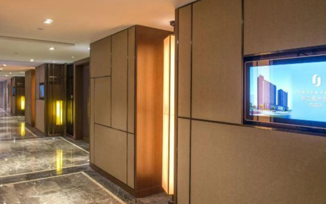 Junsun International Hotel