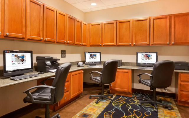 Hampton Inn & Suites Detroit/Chesterfield Township