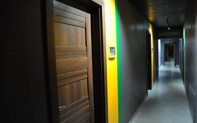 Full House Hotel & Capsule Hostel, Rivne