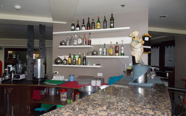 East View Hotel