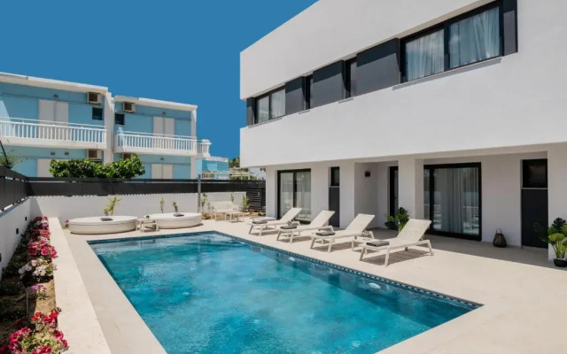 Savvas & Maria Palace