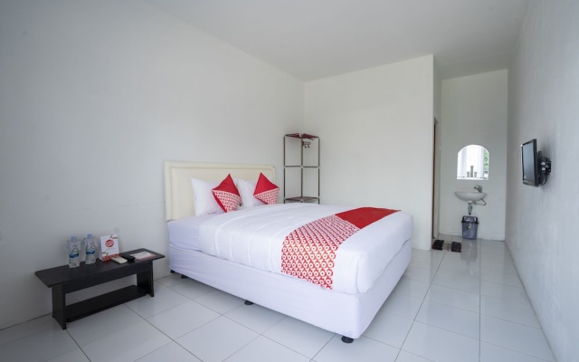 Urbanview Hotel Kazanan Lembang Bandung by RedDoorz 3 stars out of 5 – Guest Rooms – Parompong