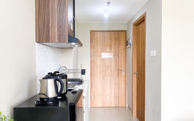 Modern Studio at LRT City Jatibening Apartment