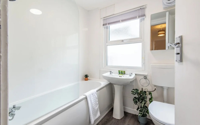 Ebury road