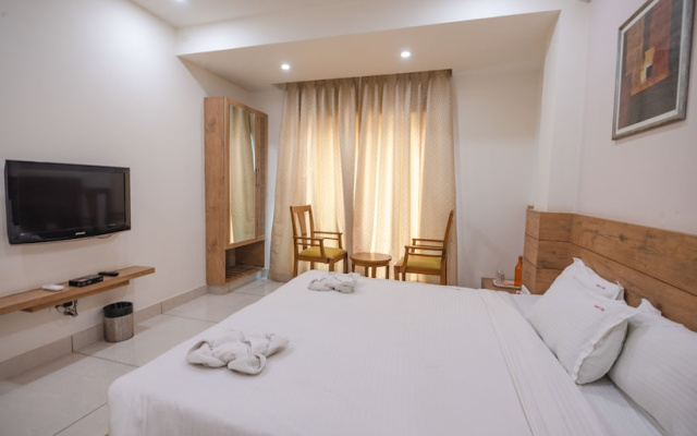 Hotel G Shy
