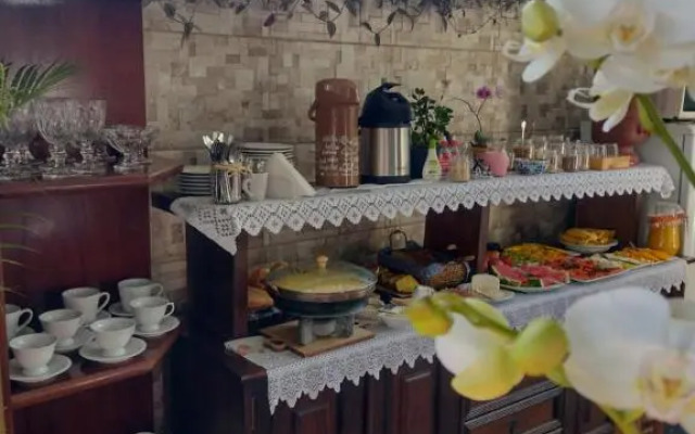 Hostel Rosa de Saron