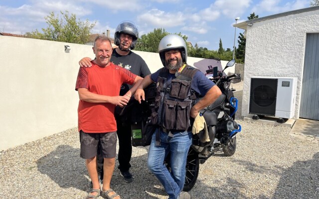 Aux Belles Vacances- Adult Only