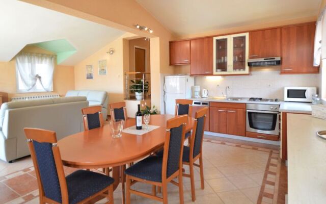 Apartment Mladen Paros 38996