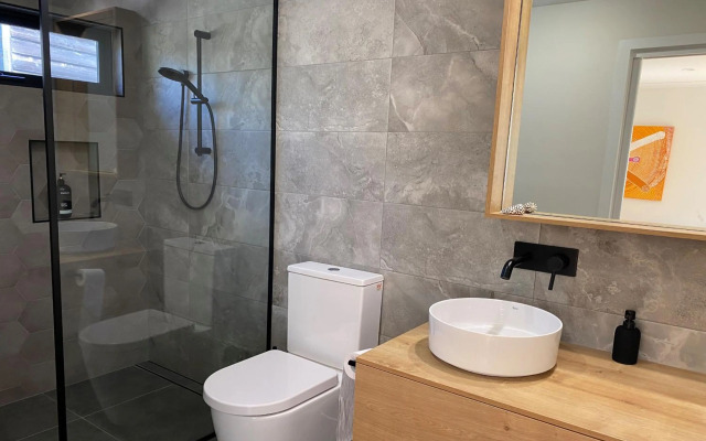 HIDDEN HAVEN Binalong Bay