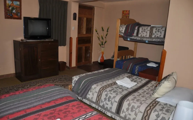Hostal Goya Andina