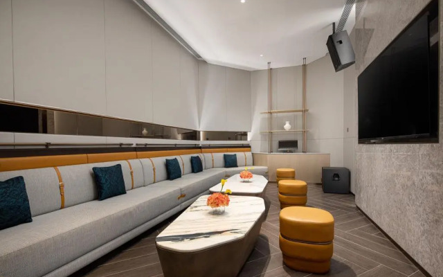 HUALUXE Leshan by IHG