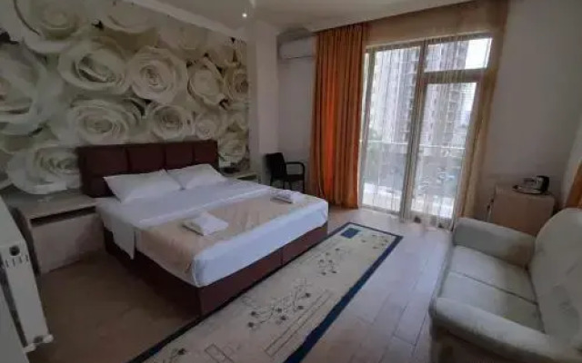 Royal Palace Hotel