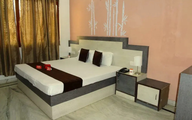 OYO 1379 Hotel HKJ International