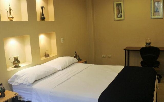 El Patio Suites I