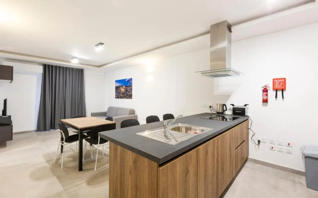 Gzira Suite 7-hosted by Sweetstay