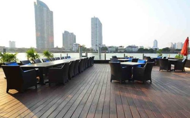 Ramada Plaza Menam Riverside-4 Nights, Bangkok, Thailand