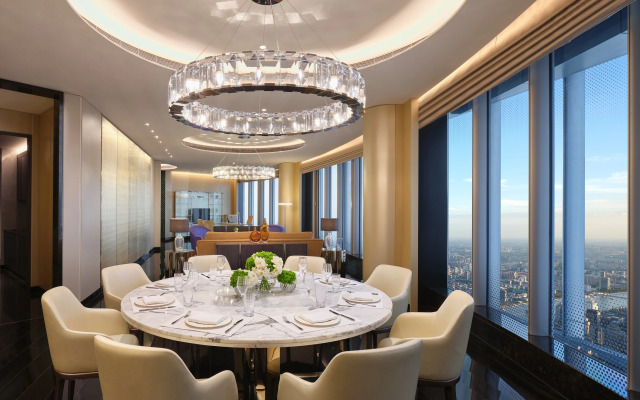 J Hotel, Shanghai Tower